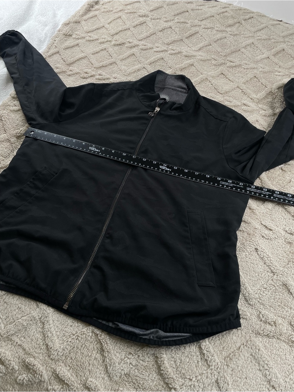 Healing Hands Black Zip-Front Lightweight
Scrub Jacket - Size Large - Picture 3 of 11